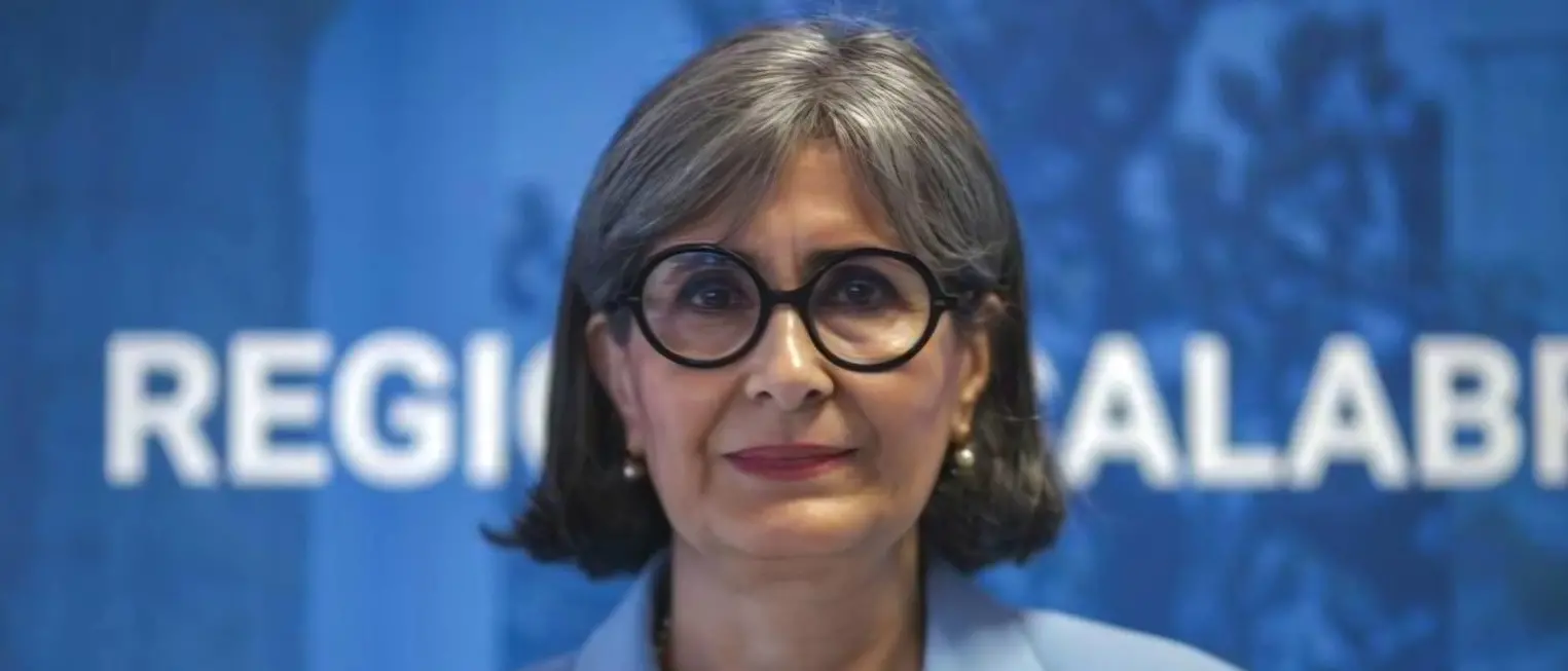 Alta velocità in Calabria, Caracciolo prova a spegnere la polemica: «Risorse immutate, cambia solo lo strumento di finanziamento»