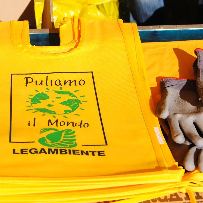 Al via la 32esima edizione di “Puliamo il Mondo” di Legambiente con tappe anche in Calabria