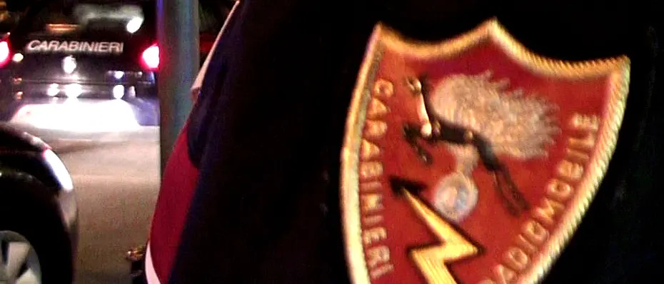 Reggio, durante le festività mariane i Carabinieri sanzionano attività commerciale