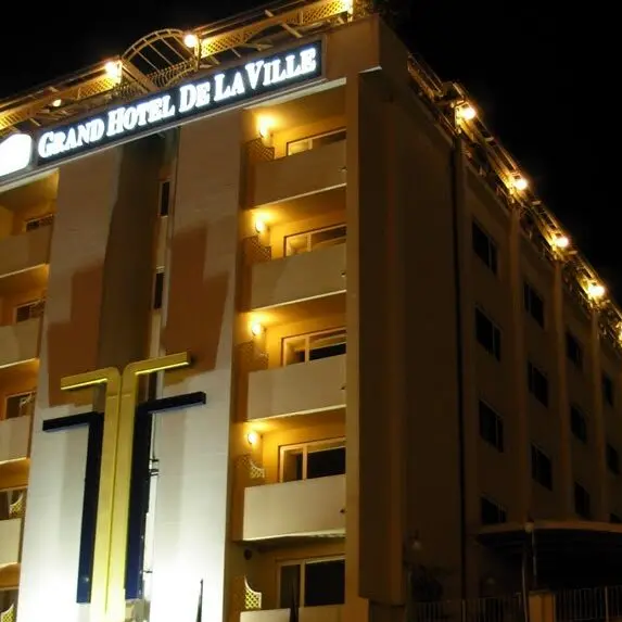 Migranti a Villa San Giovanni, Caminiti «Ipotesi Hotel de La Ville è solo per 50 e in mano al Prefetto»