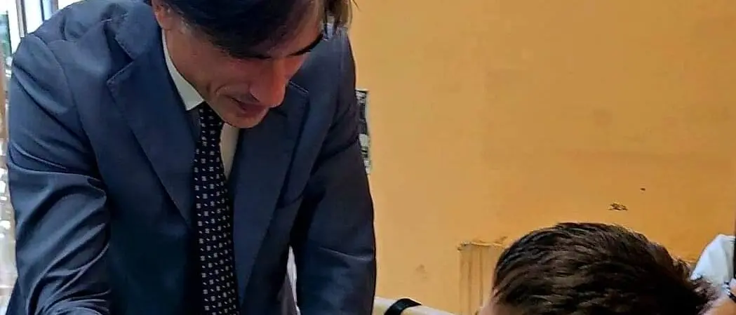 Primo giorno di scuola a Reggio, Falcomatà: «La lezione più importante che ho imparato…»