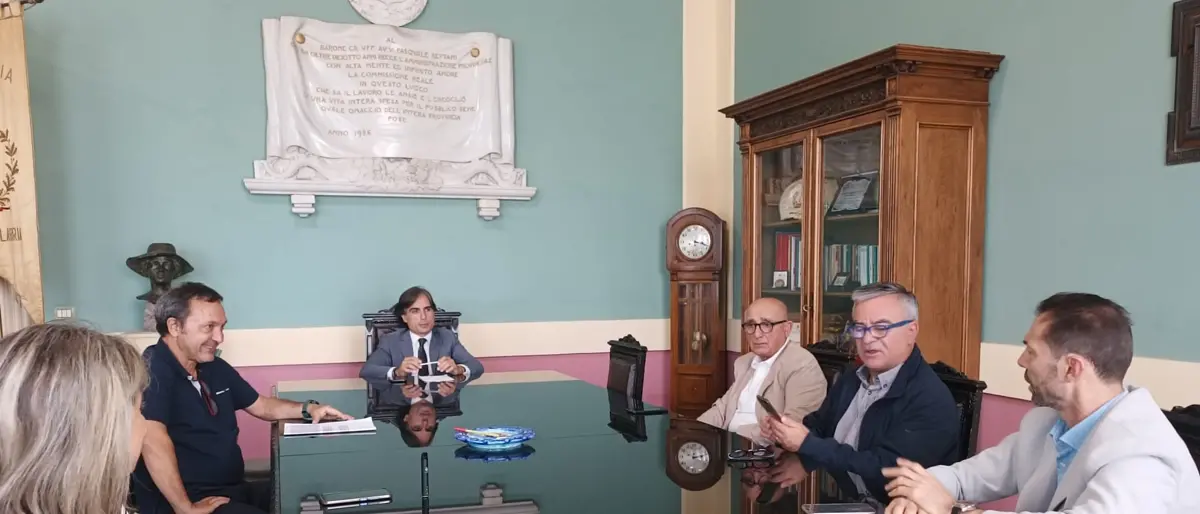 Reggio, a palazzo Alvaro un confronto con i sindaci dell'area grecanica per il progetto “Greenways\"