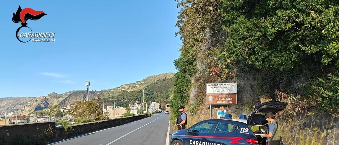Furti di energia elettrica a Bagnara, 4 denunce ed un arresto