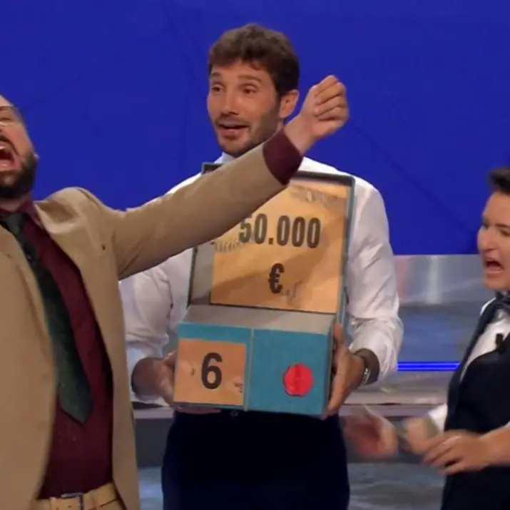 Da Reggio ad Affari Tuoi, Tony Verna conquista il pubblico e vince 50 mila euro