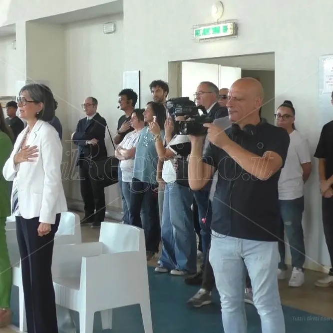 A Reggio suona la prima campanella, l’assessore regionale Caracciolo inaugura l’anno scolastico al liceo scientifico Volta - VIDEO
