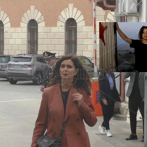 Carcere Reggio, Laura Boldrini incontra Maysoon: «Molto dimagrita ma determinata. La magistratura faccia chiarezza» -VIDEO