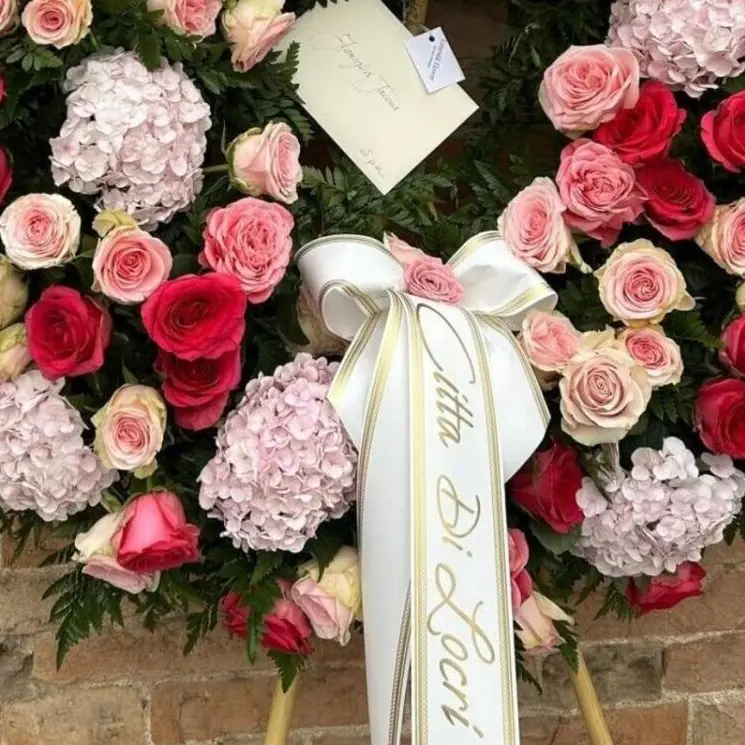 A Padova l’ultimo saluto a Chiara Jaconis, dal Comune di Locri una corona di fiori