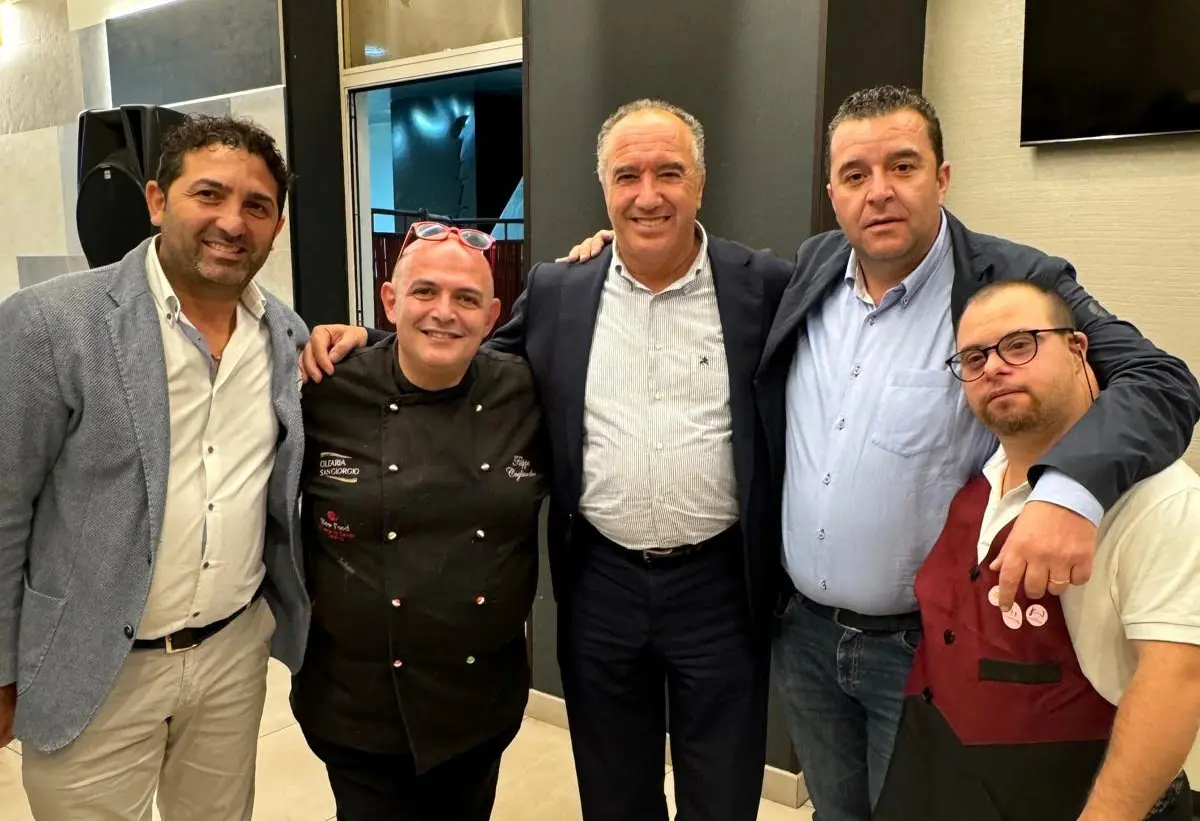 Lo Chef reggino Filippo Cogliandro in Sicilia per L’Arca Onlus