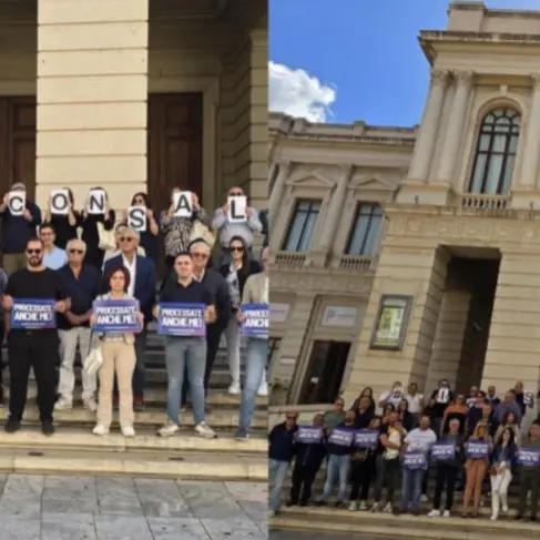 Lega, prosegue la raccolta firme a sostegno di Matteo Salvini