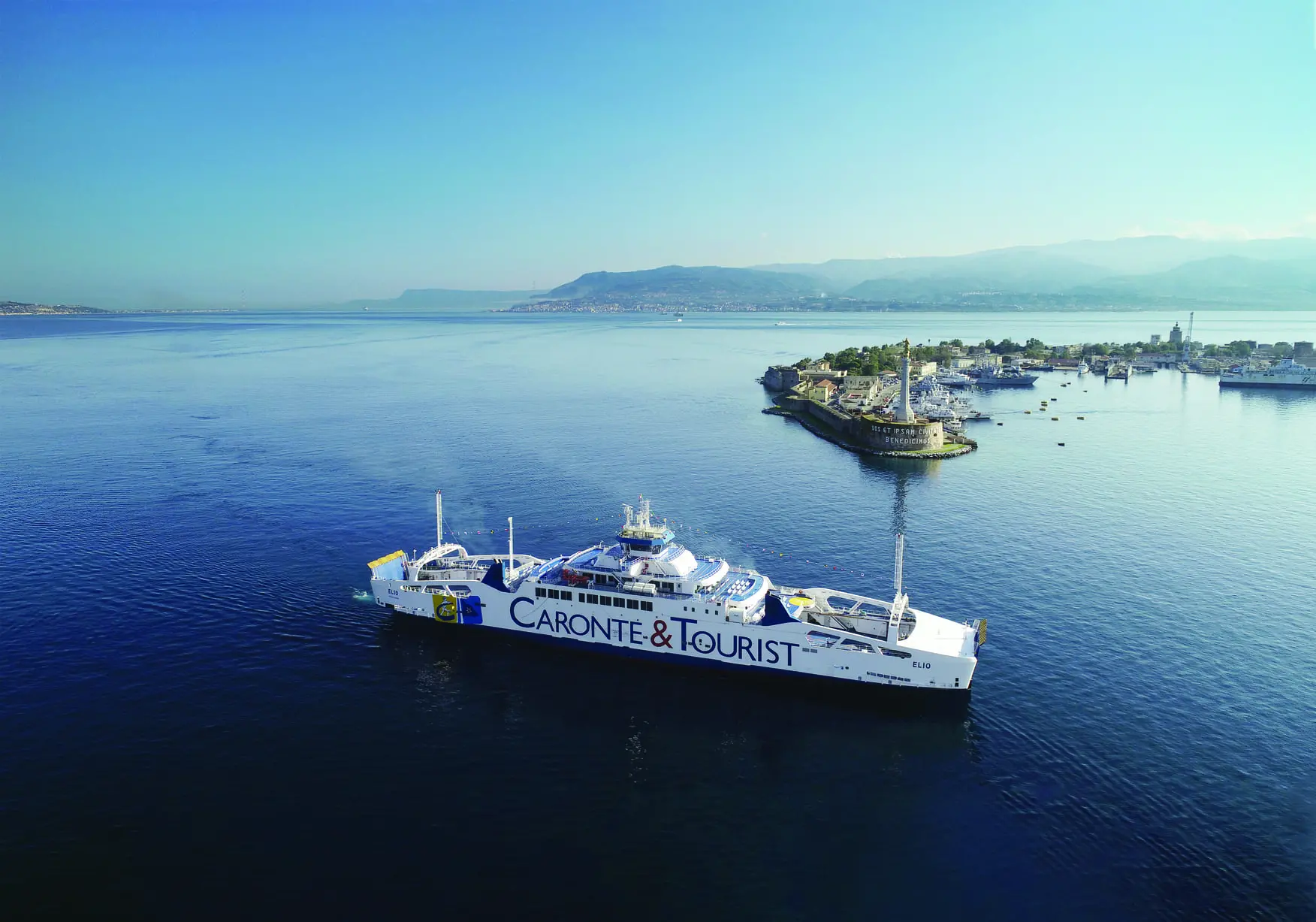 Caronte & Tourist annuncia il primo rifornimento con gas naturale liquefatto nello Stretto per la “Elio”