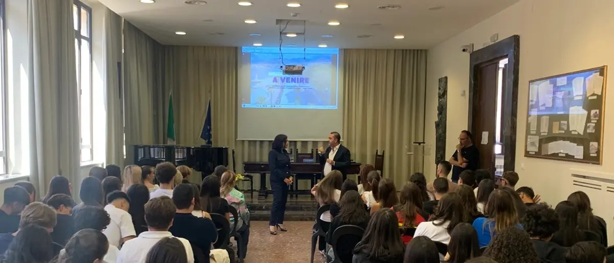 Reggio, Cannizzaro: «Incontrare i giovani è stato per me un momento molto formativo»