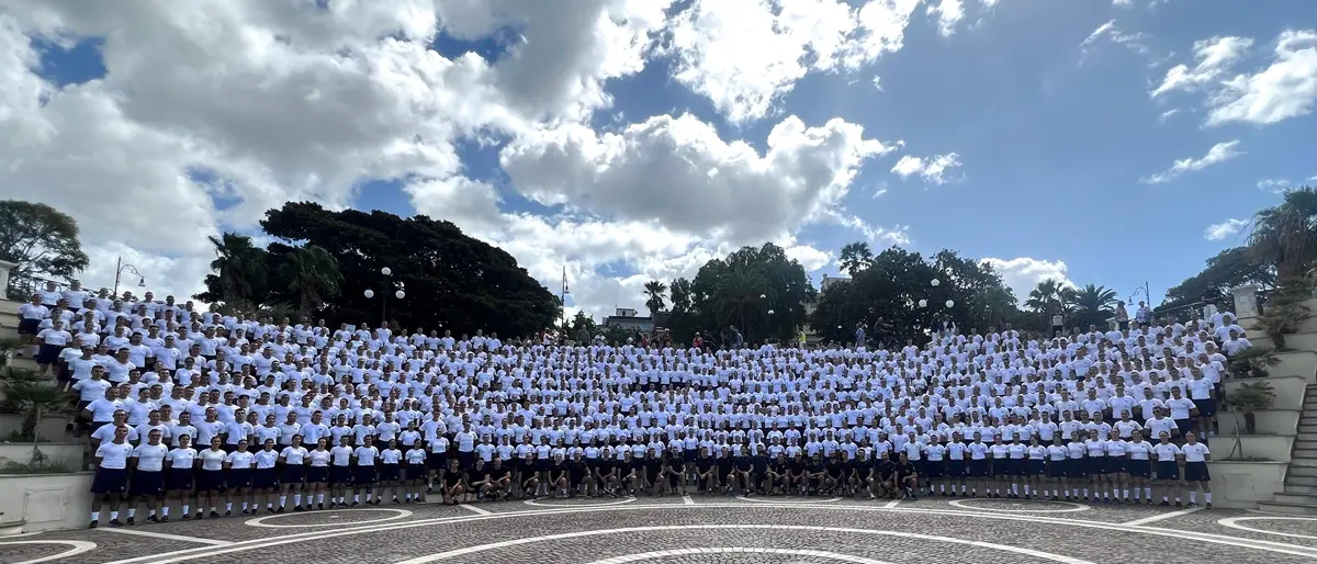 Giornata Leucemia mieloide cronica a Reggio, 726 allievi carabinieri in camminata solidale