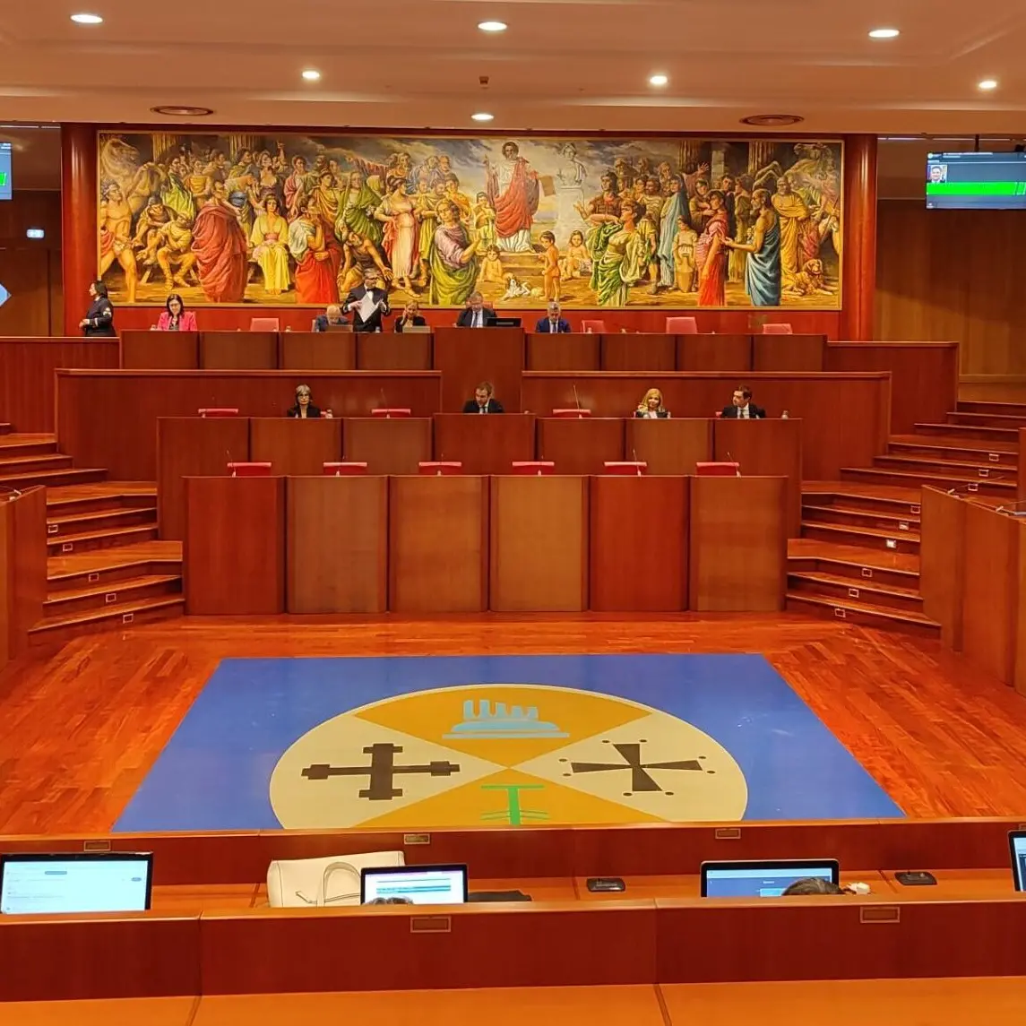 Consiglio regionale, seduta lampo per il ritorno in aula dell'assemblea legislativa