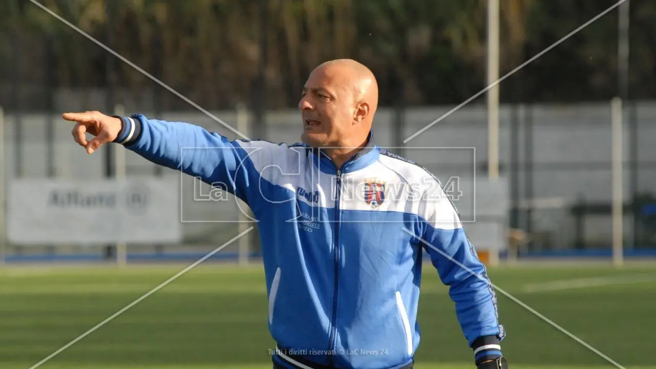 Locri, esonerato Scorrano: fatali le tre sconfitte consecutive