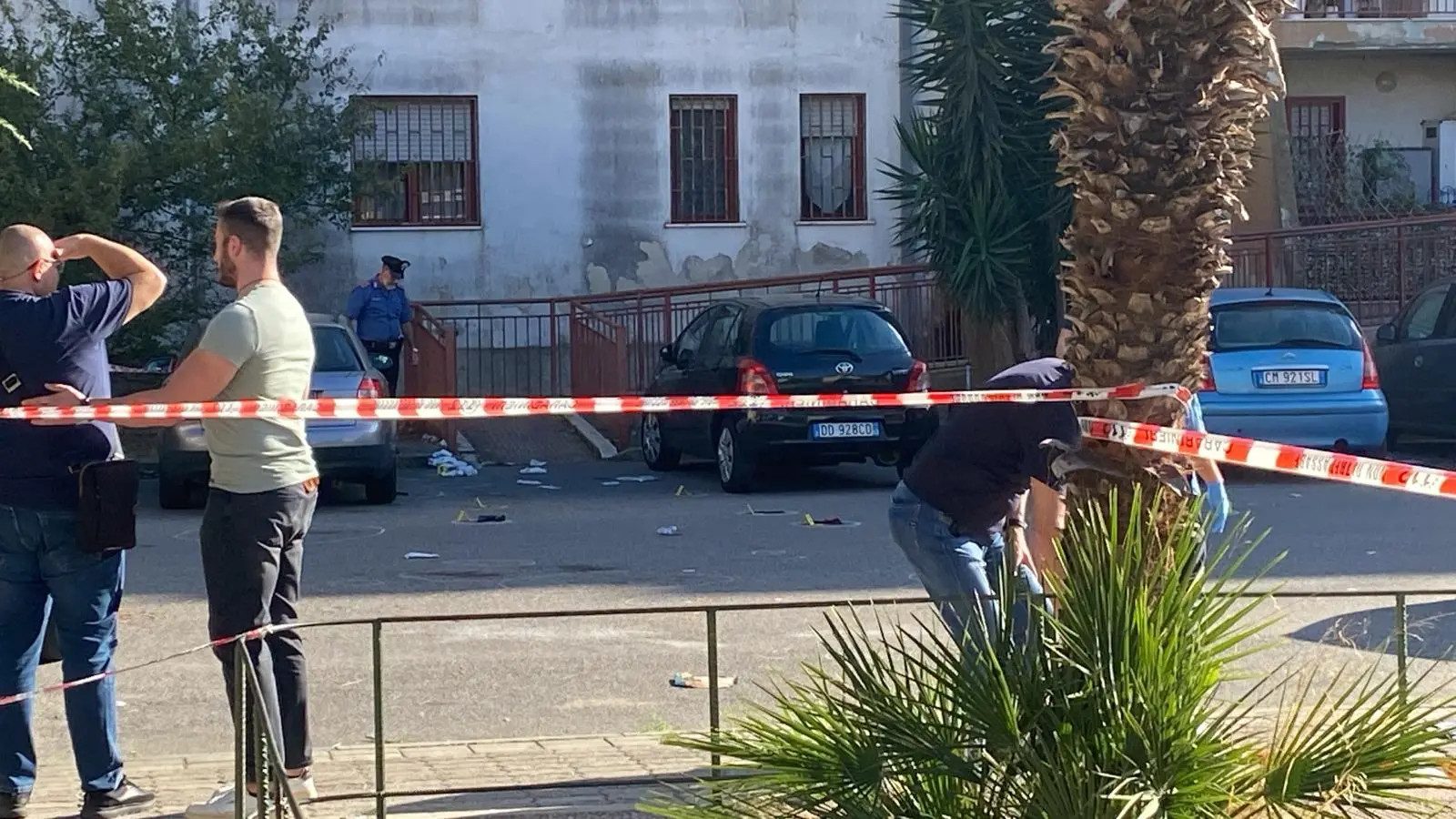 Sparatoria a Crotone, poliziotto uccide pizzaiolo