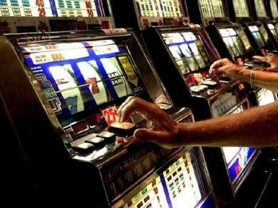 Gaming truccato a Cosenza, sequestro da 12 milioni di euro a una società di Luzzi
