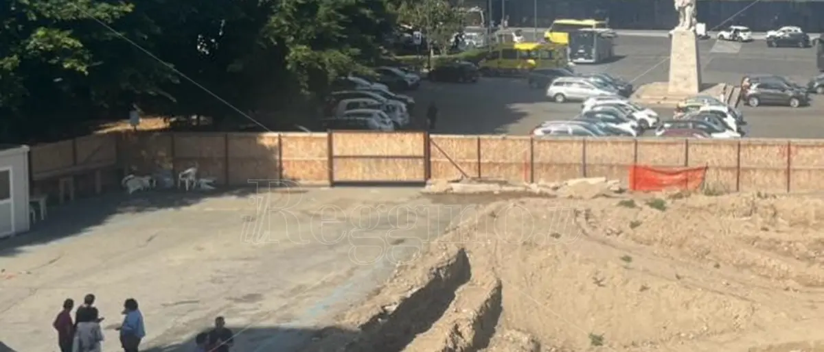 Reggio, sopralluogo stamane al cantiere degli scavi di piazza Garibaldi: riapertura vicina