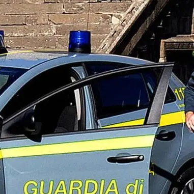 Ricatti, usura e truffe ai clienti. Bufera su istituto bancario reggino