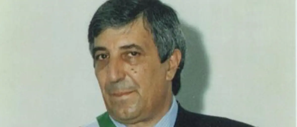 Cinquefrondi, il cordoglio del sindaco Conia per la scomparsa dell'ex primo cittadino Raffaele Manferoce