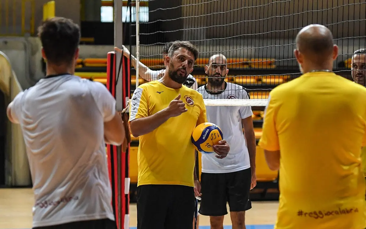 Domotek Reggio Calabria oggi in campo a Modica per l’esordio in A3