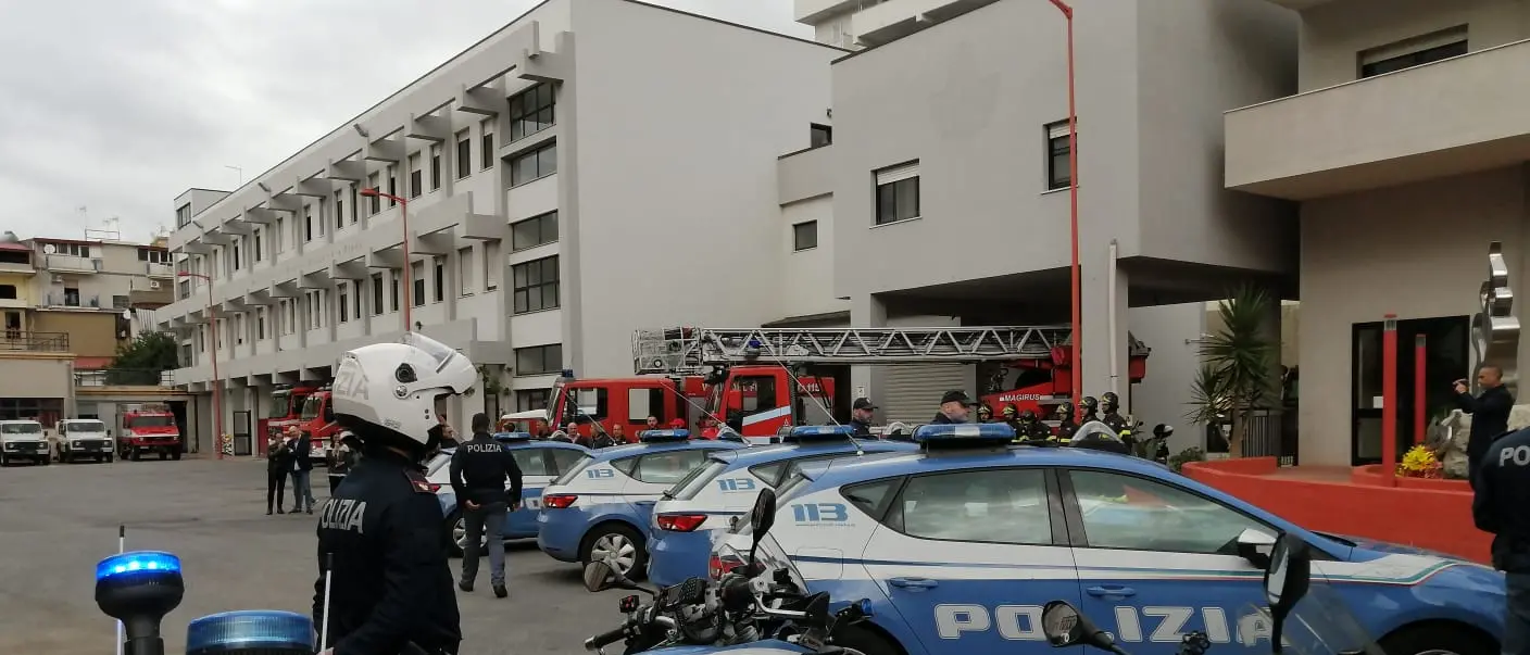 La sezione volanti della Polizia rende omaggio a Nino Candido