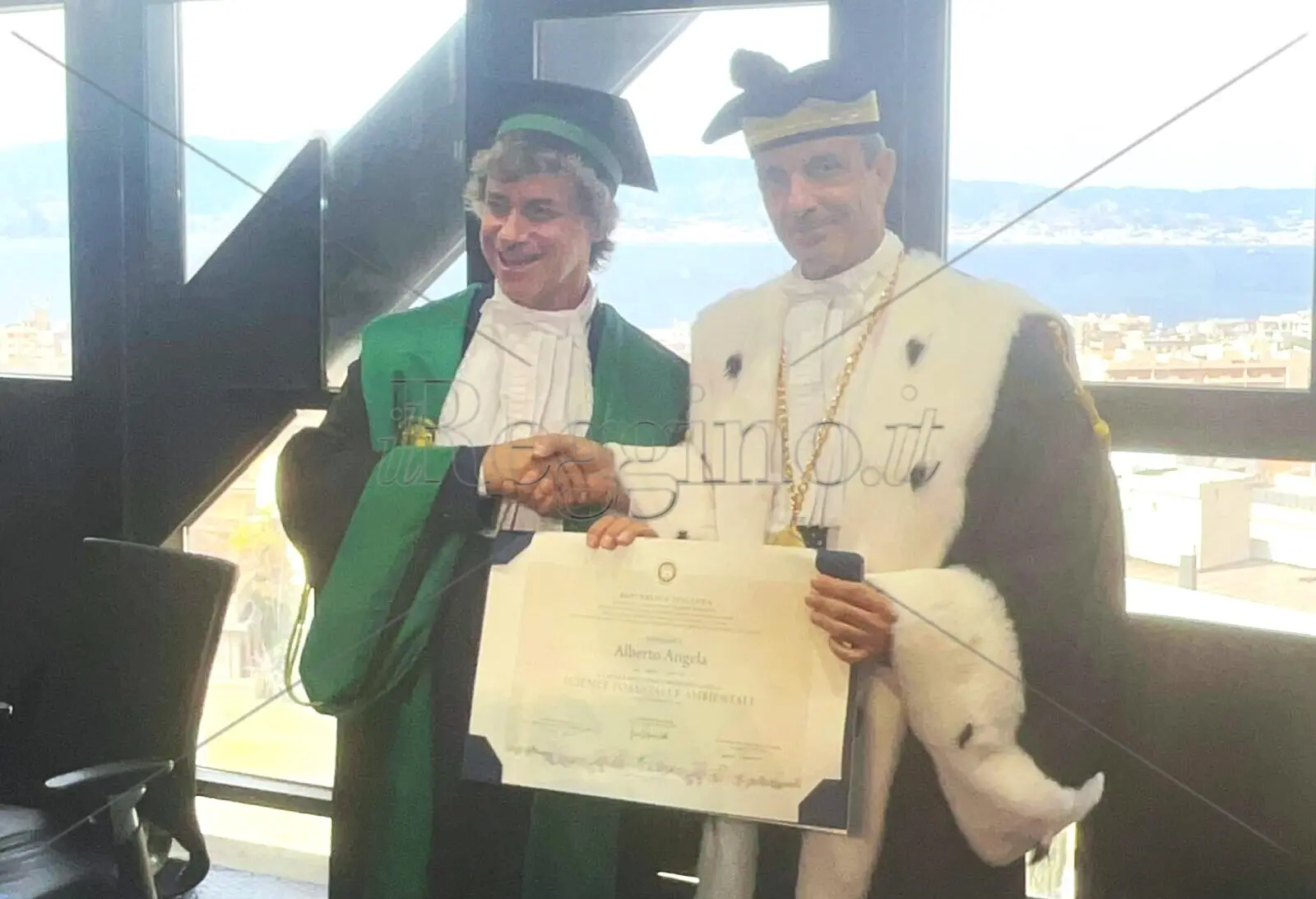 Reggio, Alberto Angela alla Mediterranea per la laurea honoris causa: «La cultura è il nostro tesoro più grande» - FOTO