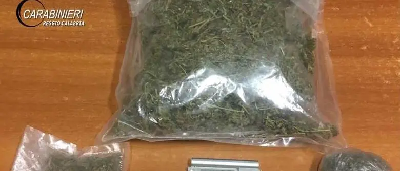 Arrestato per detenzione di droga 24enne reggino con precedenti