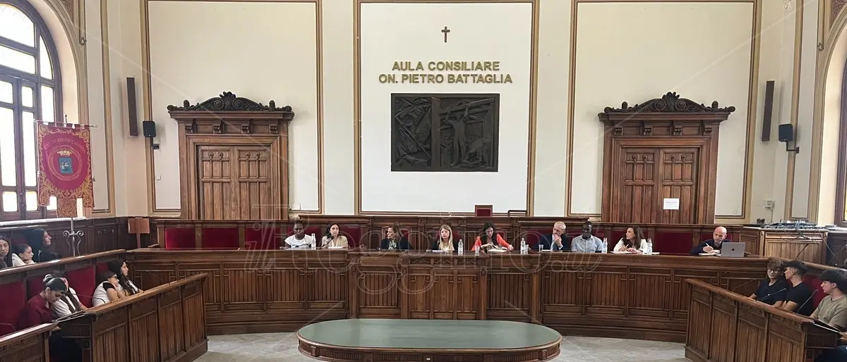 A Reggio la giornata europea contro la tratta: lo sfruttamento lavorativo e sessuale diffuso e sommerso ma liberarsi si può - VIDEO