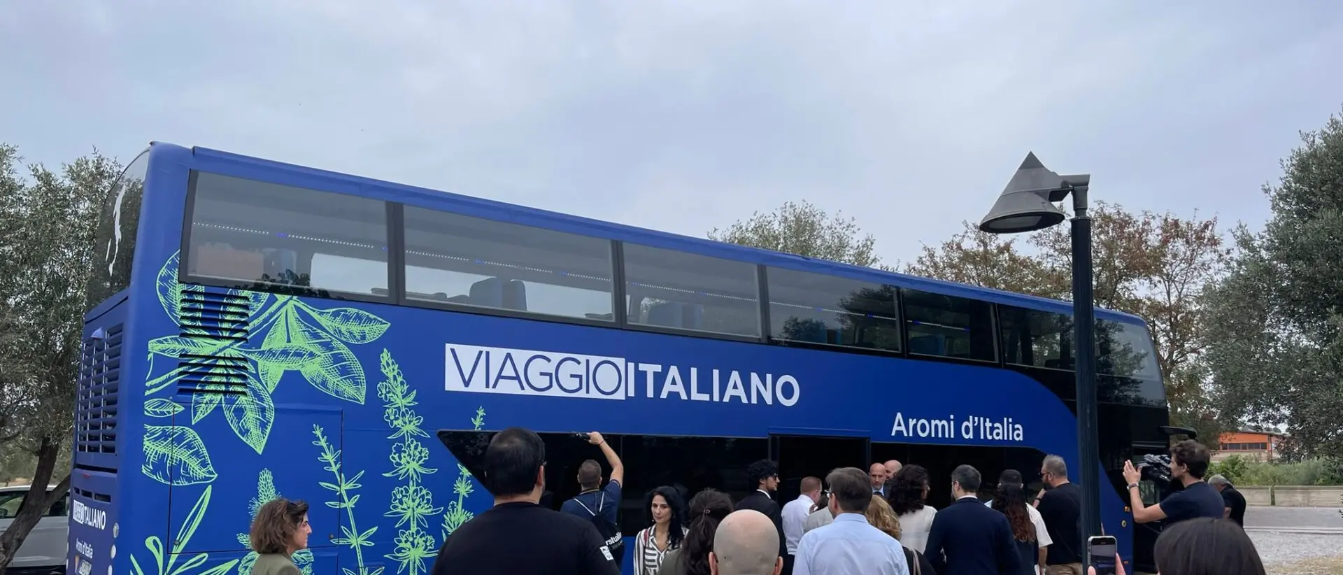 Il bus- ristorante aromi d’Italia in tour nella Locride