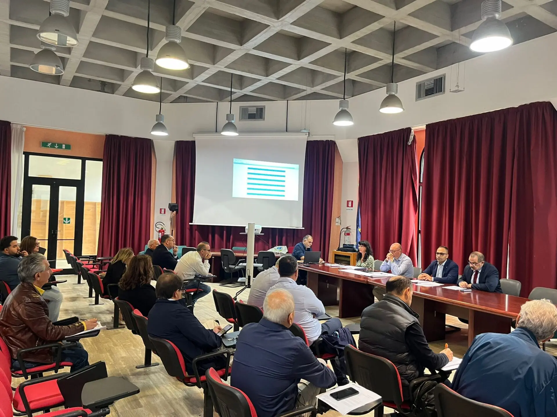 Dimensionamento scolastico, Metrocity e sindaci del reggino dicono \"no\": «Evitare chiusura di nuovi plessi»