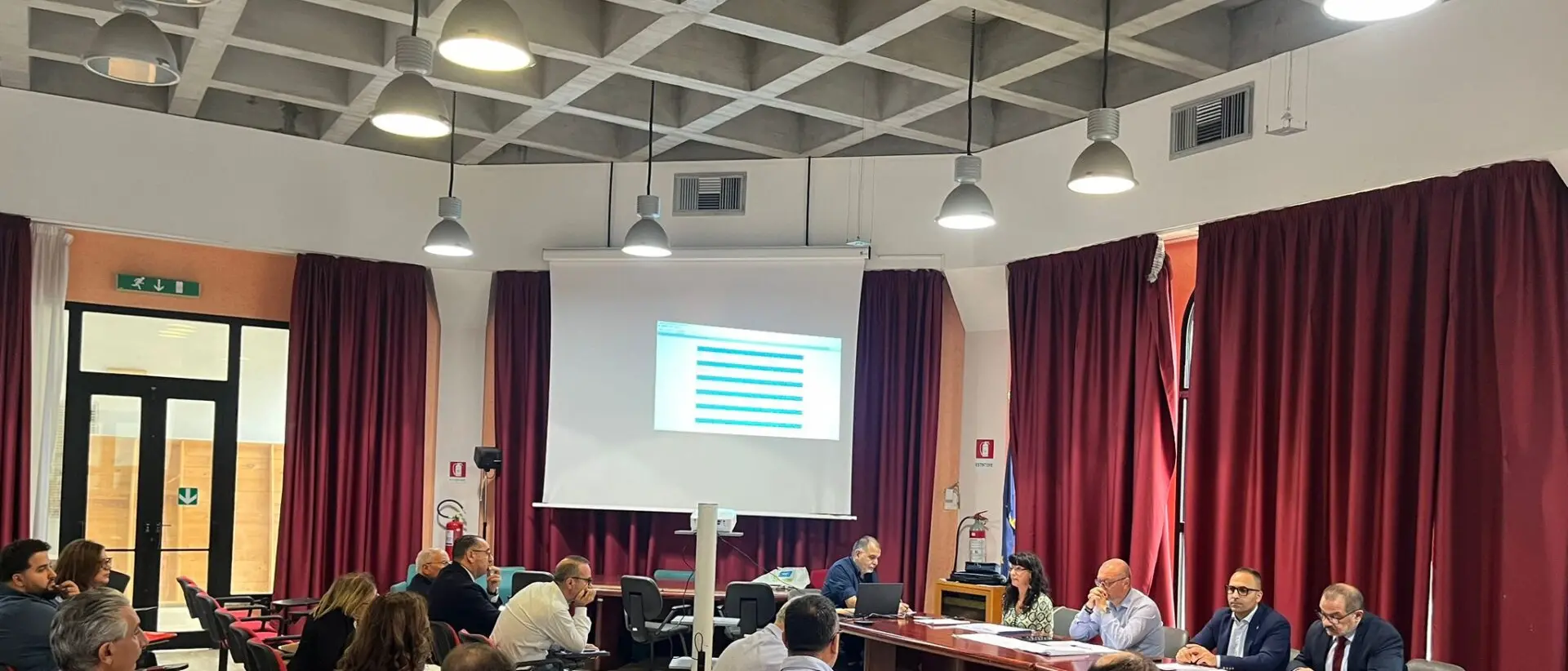 Dimensionamento scolastico, Metrocity e sindaci del reggino dicono \"no\": «Evitare chiusura di nuovi plessi»