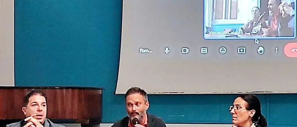 Villa San Giovanni si mobilita contro l’inquinamento elettromagnetico