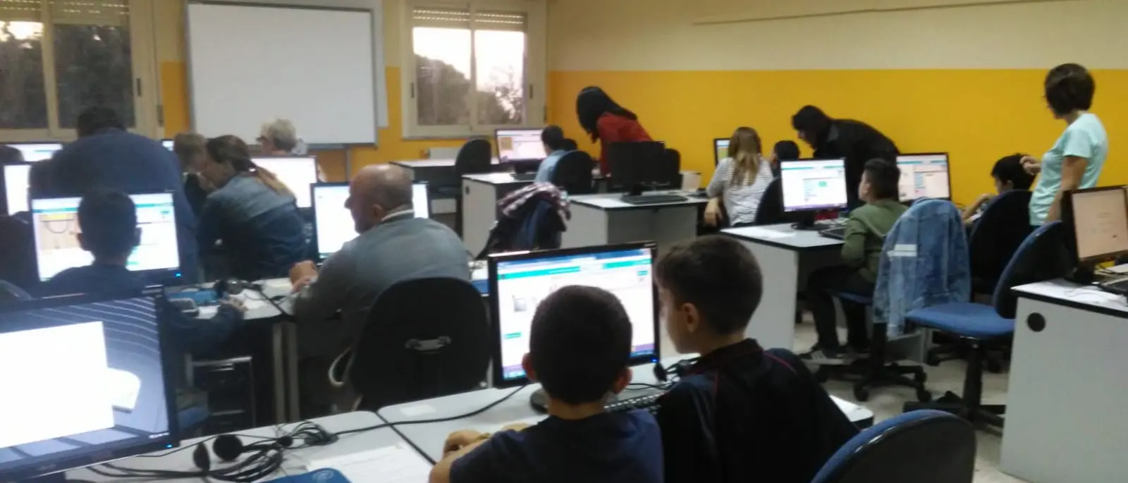 L’istituto “Catanoso - De Gasperi” lancia i laboratori aperti