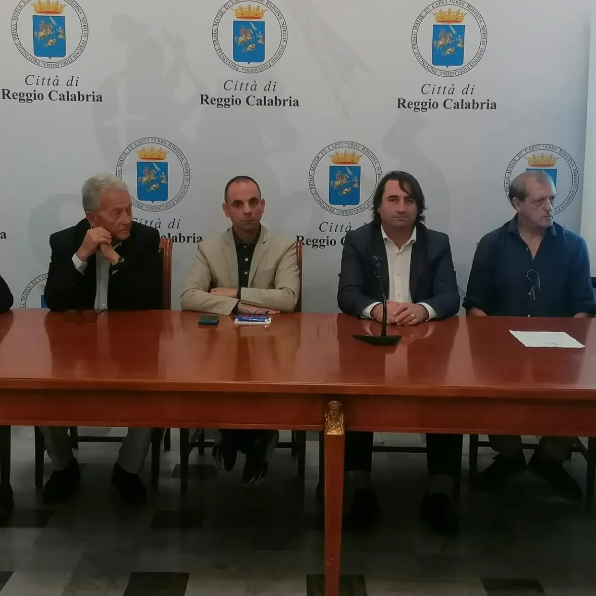 Reggio, approda sul Lungomare il campionato italiano Wingfoil freeride