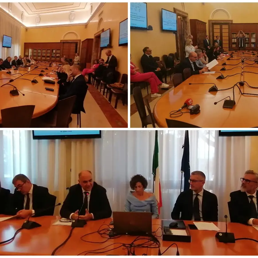Reggio, in Prefettura la firma di un Protocollo per favorire l’inserimento socio lavorativo dei detenuti