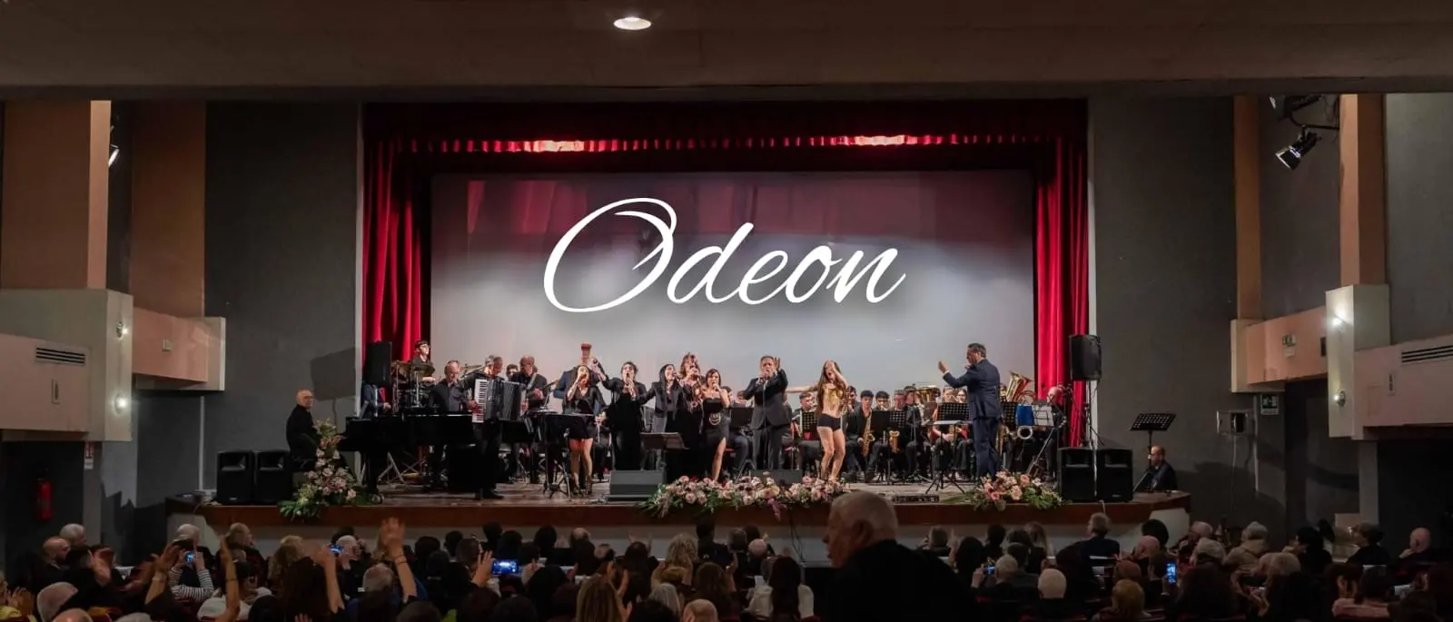 Riparte la stagione teatrale al cine-teatro \"Odeon\"