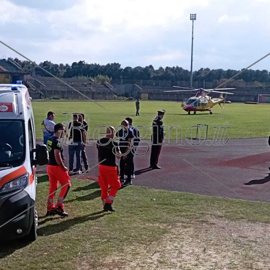 Grave incidente in motocross a Gioia Tauro, giovane trasportato in elisoccorso al Gom di Reggio