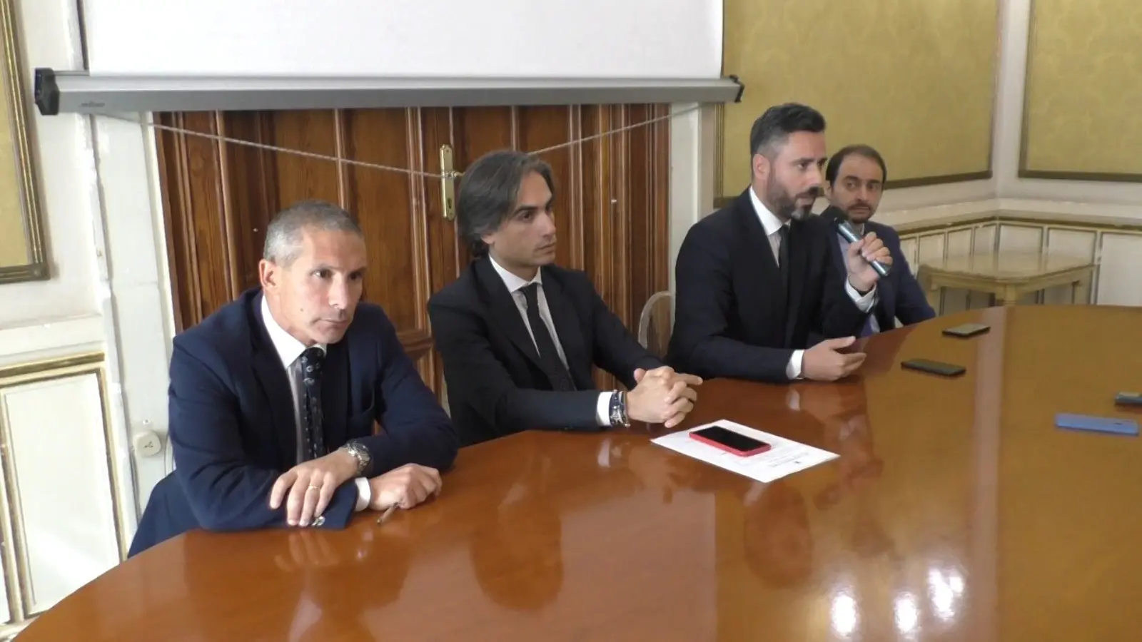 Guerra agli incivili. Nuove unità contro l'abbandono dei rifiuti