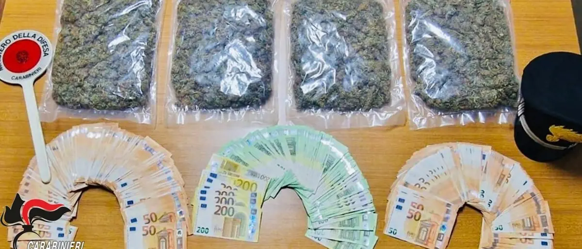 Bagnara, eseguiti tre arresti e sequestrati un chilo di marijuana e 37 mila euro in contanti