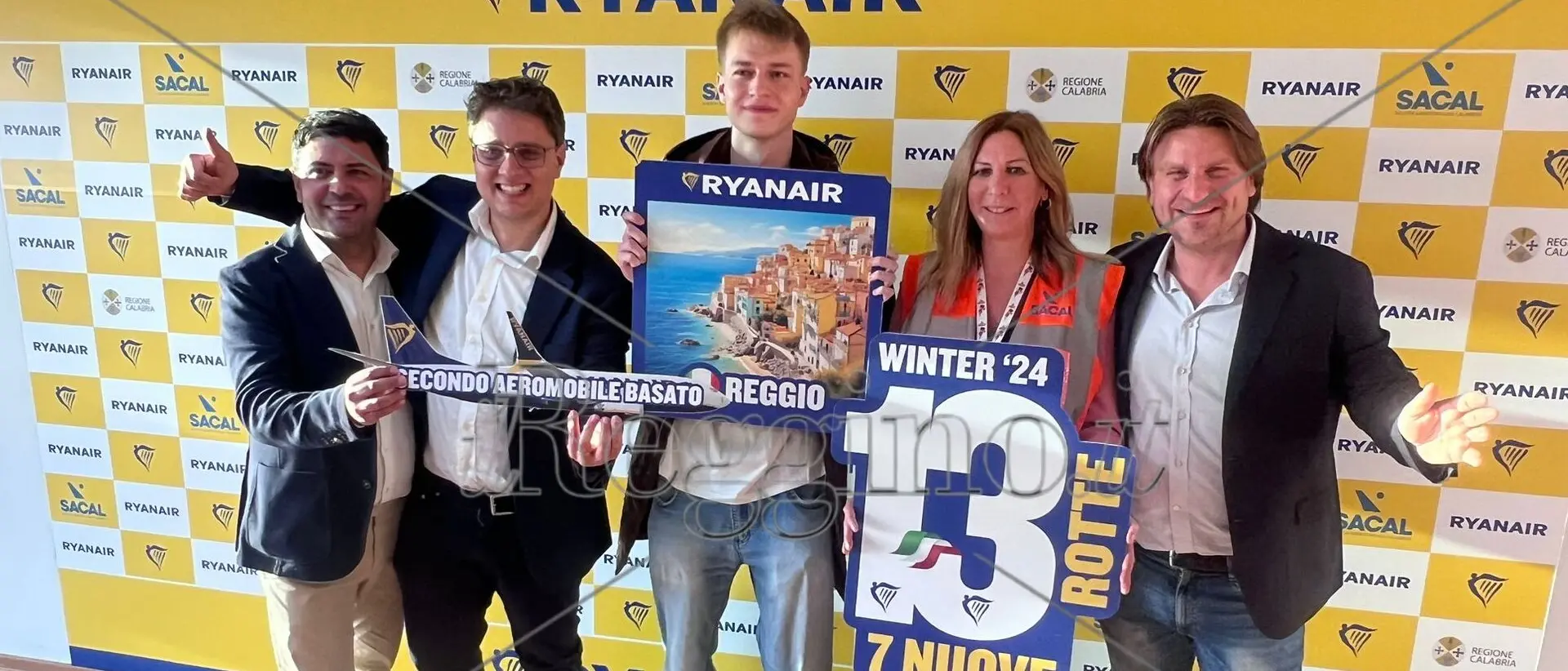 Ryanair celebra a Reggio Calabria 200mila passeggeri e inaugura 7 nuove rotte invernali con il secondo aereo basato