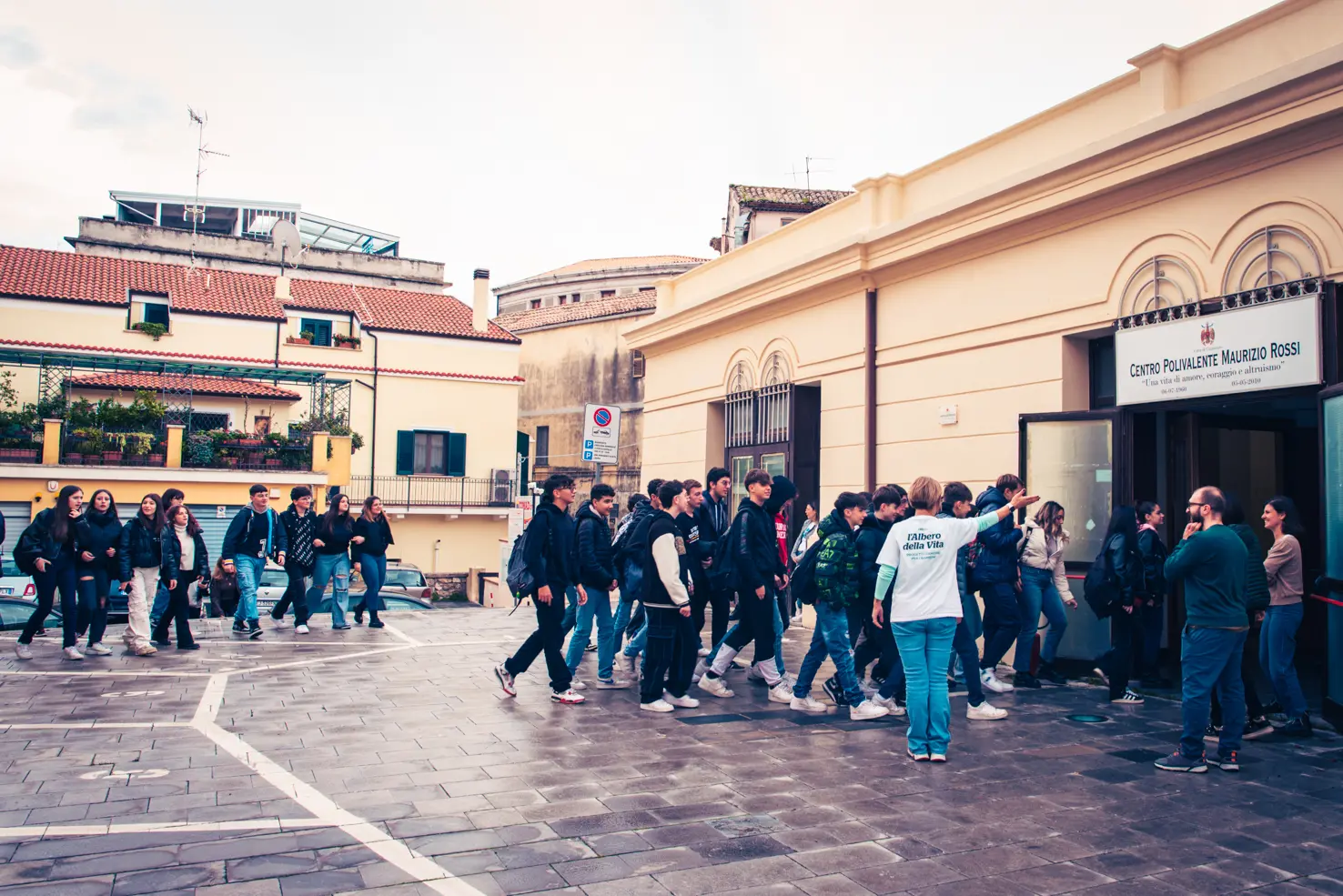 \"Crisi Come Opportunità\" e \"Italia Che Cambia\" conducono gli studenti calabresi tra realtà virtuose a Roccella Jonica