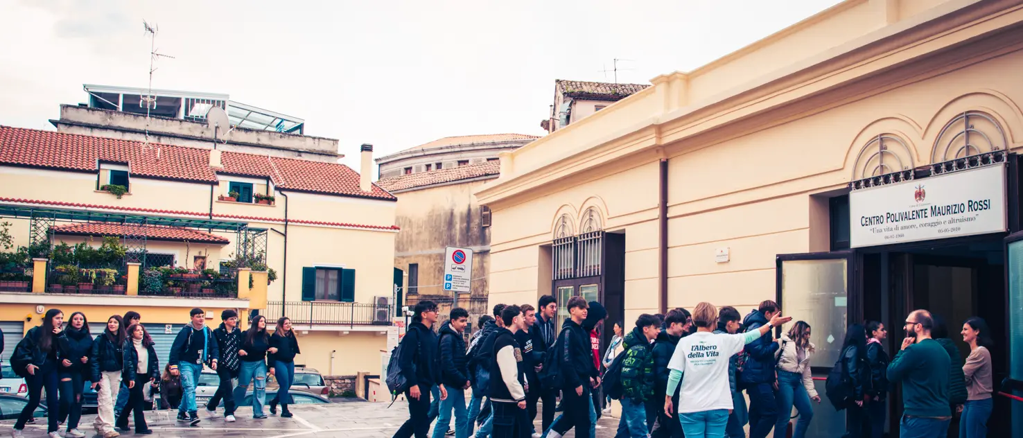 \"Crisi Come Opportunità\" e \"Italia Che Cambia\" conducono gli studenti calabresi tra realtà virtuose a Roccella Jonica