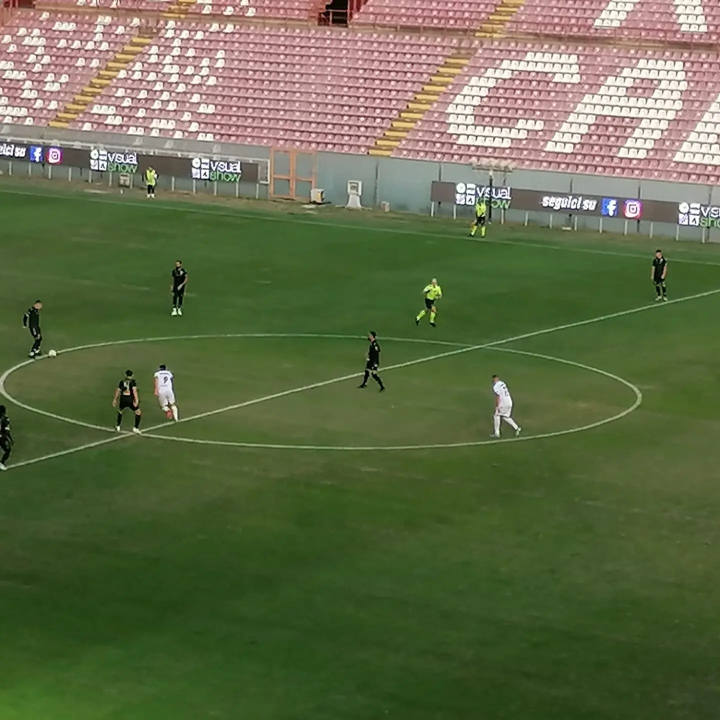 La Reggina non va oltre il pari contro il Sambiase: il derby termina 1-1