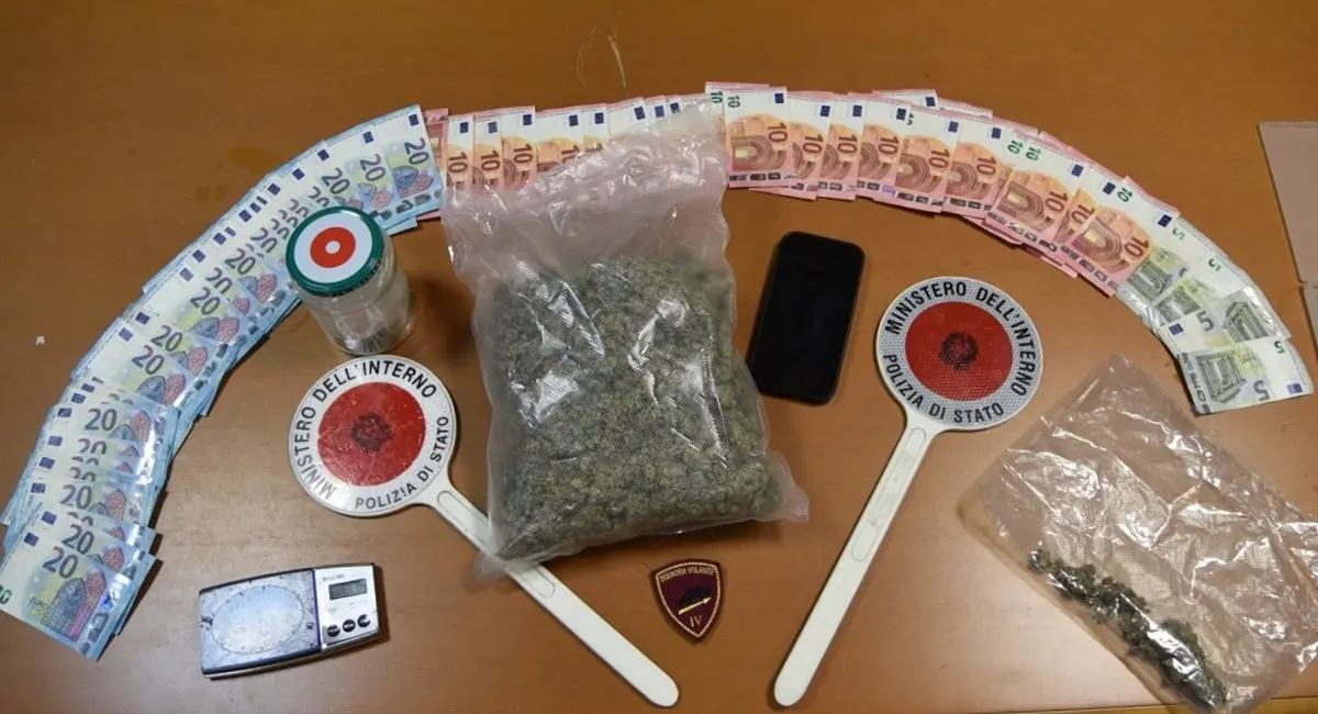 Siderno, 29enne arrestato per detenzione di sostanza stupefacente per fini di spaccio