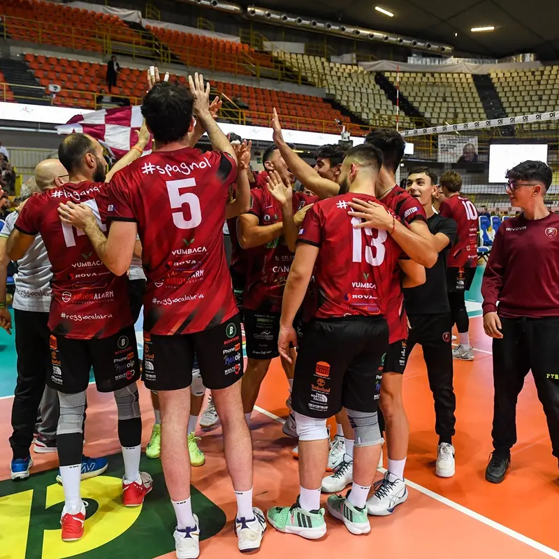 Domotek Reggio, oggi la sfida in casa dell’imbattuta Romeo Sorrento