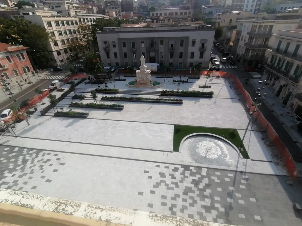 La nuova piazza De Nava sarà consegnata alla comunità reggina: il 3 dicembre la cerimonia di apertura