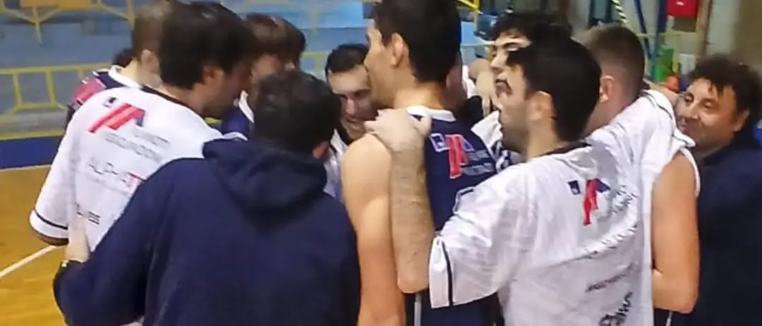 Basket, la Dierre domina in trasferta: vittoria schiacciante contro la Peppino Cocuzza