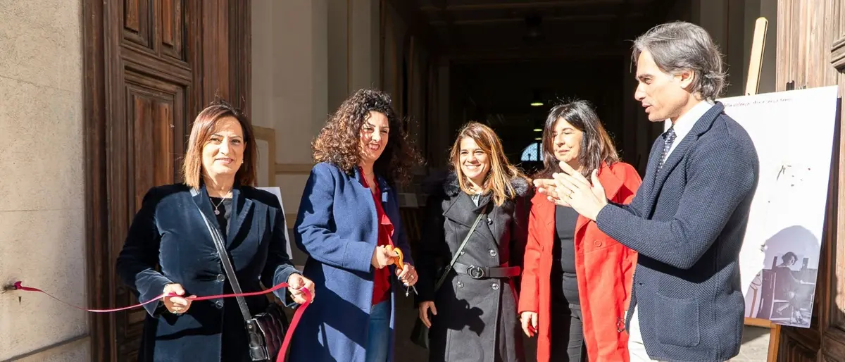 Reggio, inaugurata a palazzo San Giorgio la mostra “I mille volti della violenza, storie senza tempo”