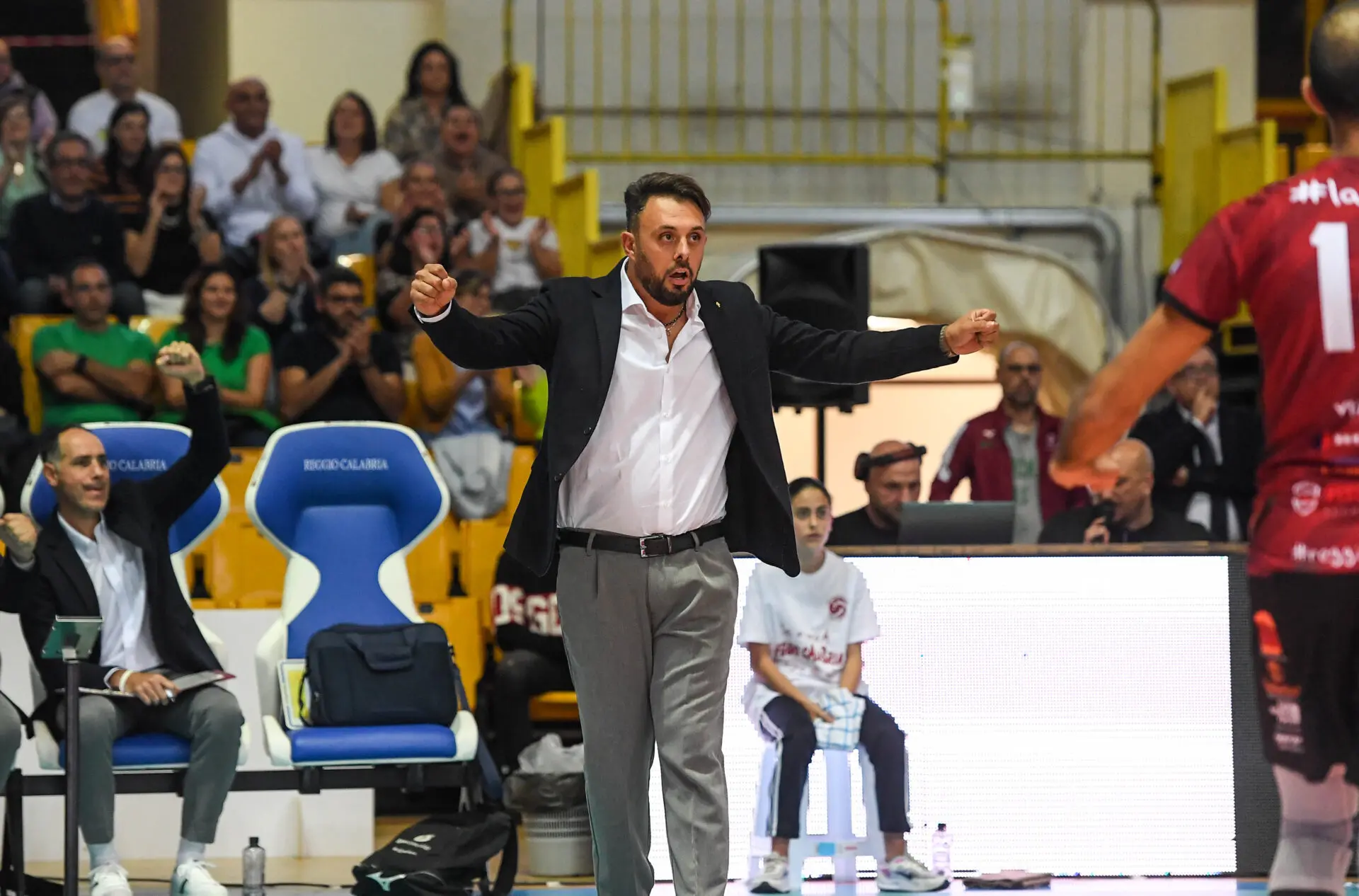 Volley, Polimeni carica la Domotek: «Sabaudia? Una sfida combattutissima»