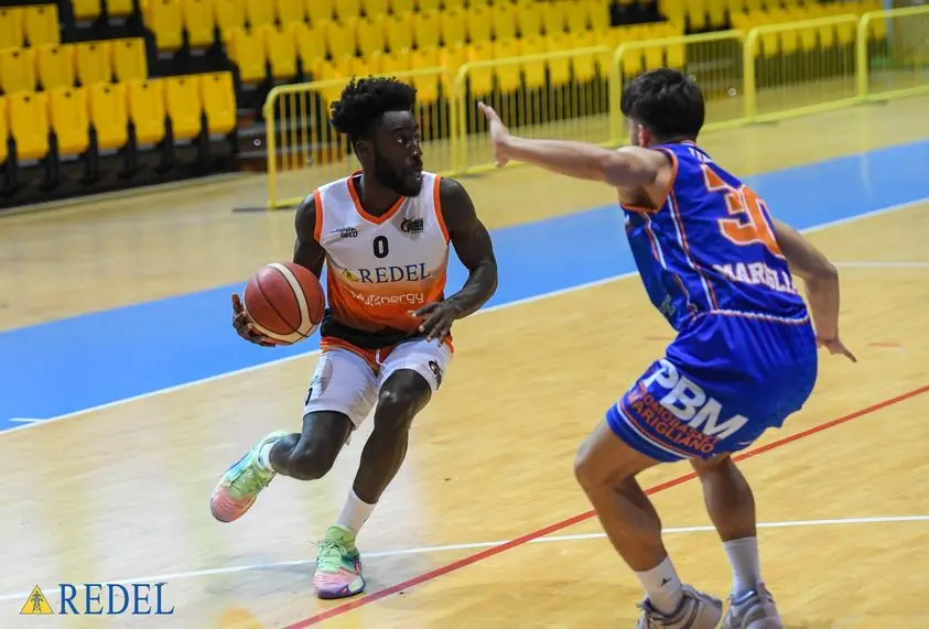 Efe Idiaru, guardia della Viola, fa il punto con lo sguardo al futuro